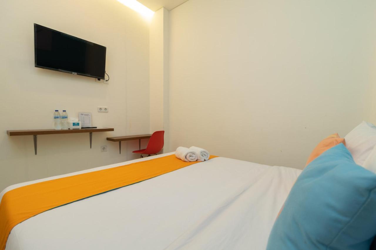 Sans Hotel Suryakencana Bogor Zewnętrze zdjęcie