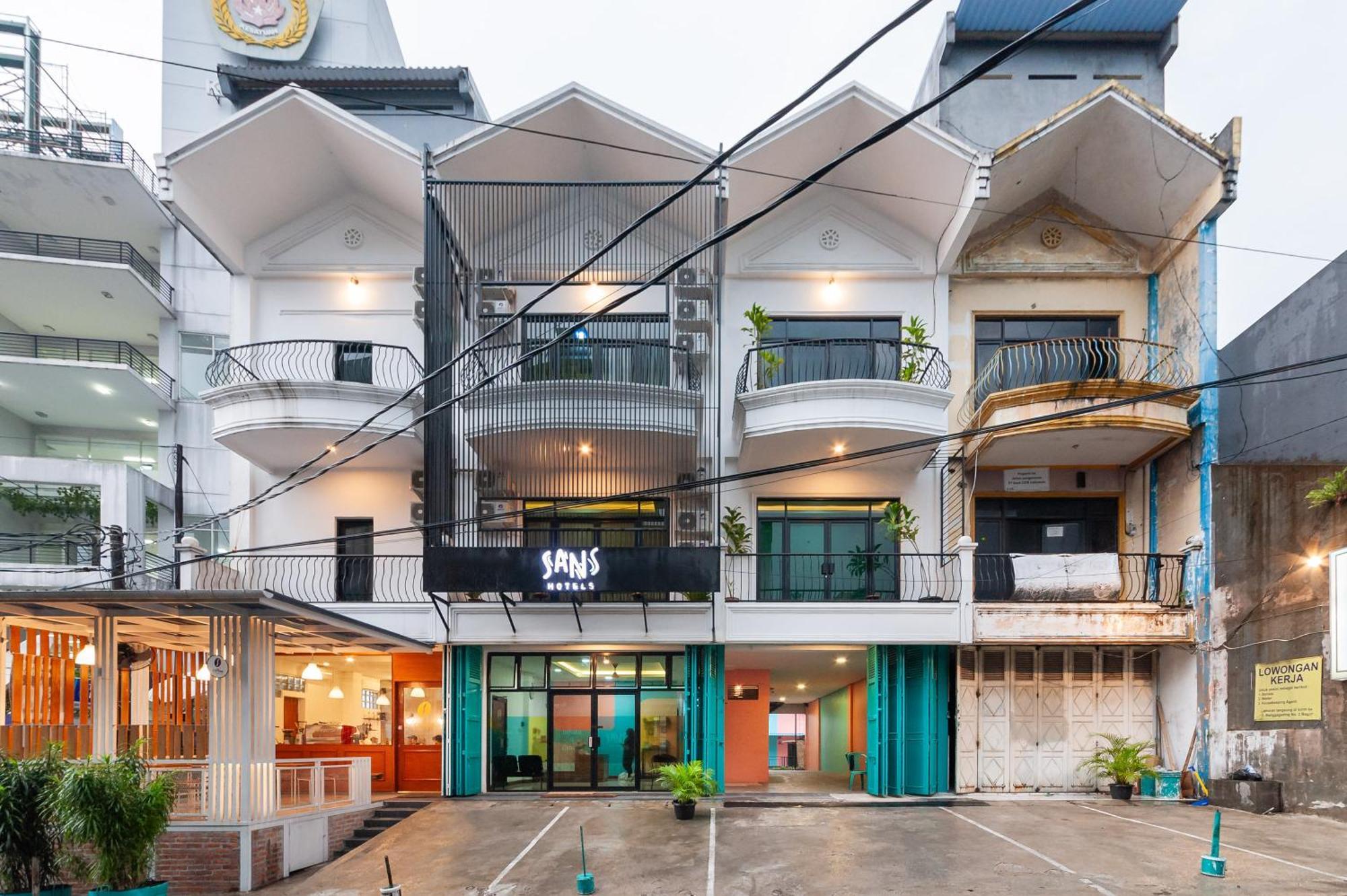 Sans Hotel Suryakencana Bogor Zewnętrze zdjęcie