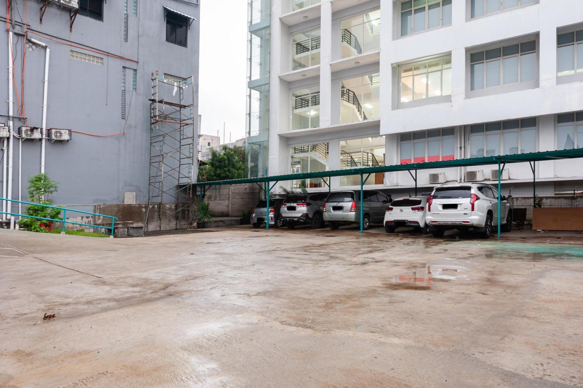 Sans Hotel Suryakencana Bogor Zewnętrze zdjęcie